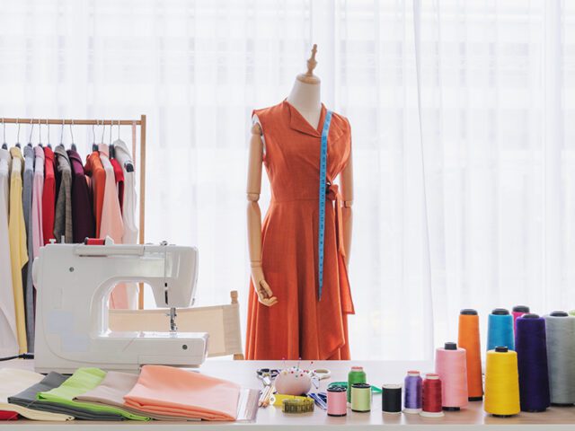 Online Tailoring VS Traditional Brick-and-Mortar Tailoring